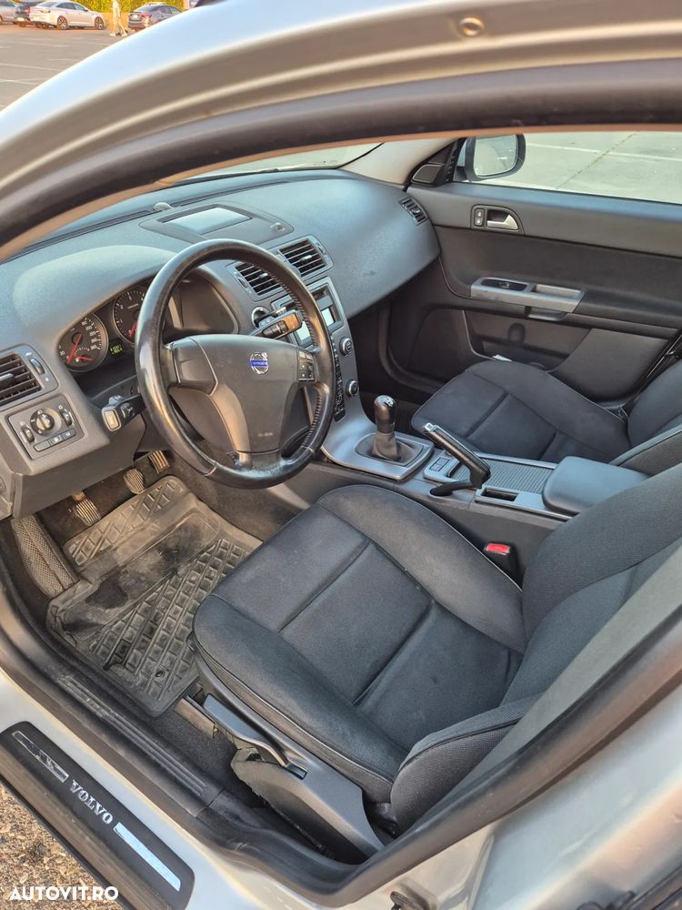 Volvo V50 1.6D DPF DRIVe - 6