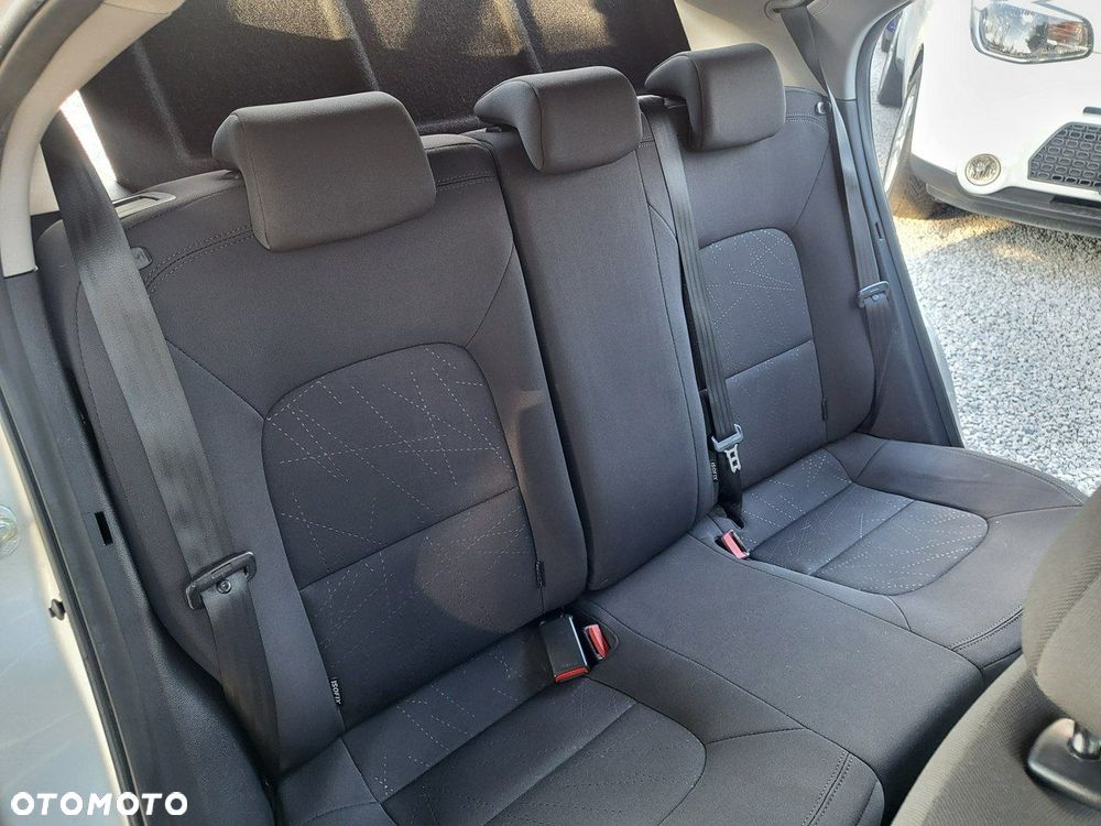 Kia Rio - 25