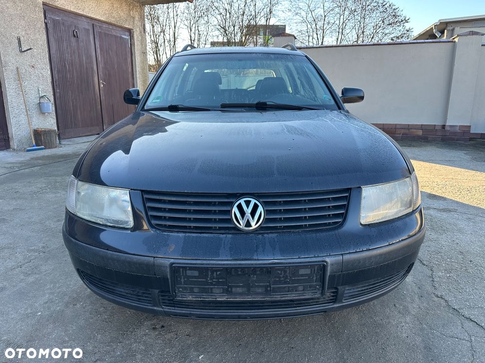 Volkswagen Passat 1.8 Highline - 2