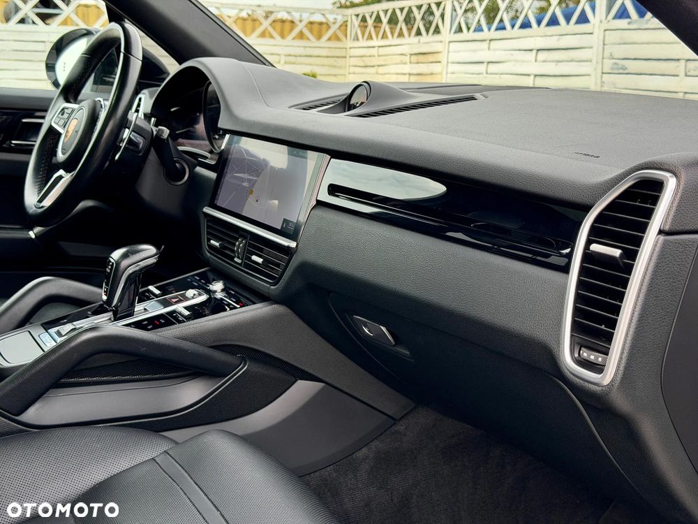 Porsche Cayenne Tiptronic S - 11