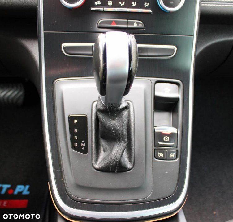 Renault Grand Scenic - 28