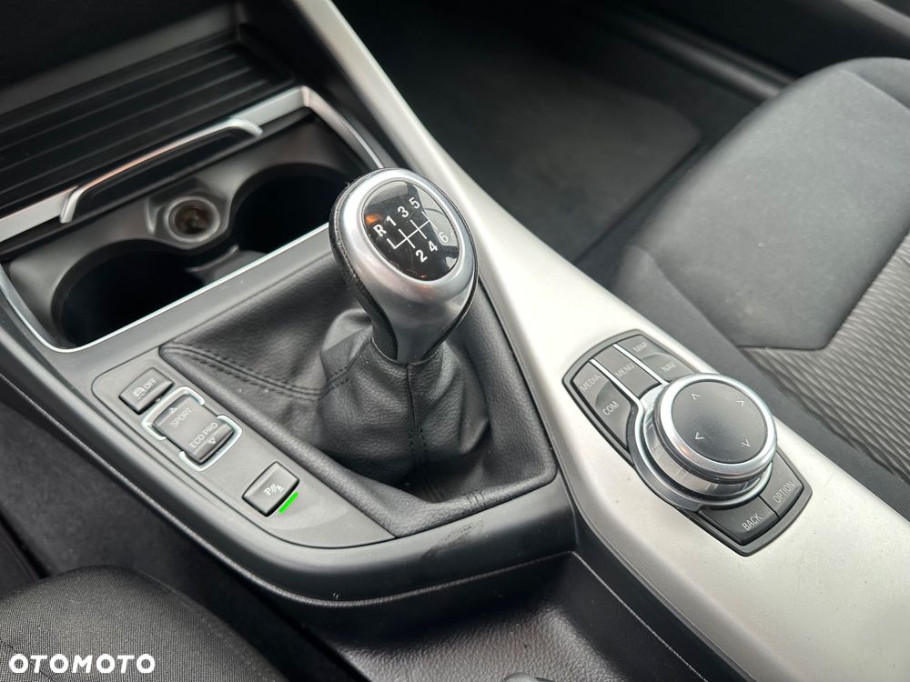 BMW Seria 1 116d Advantage - 13