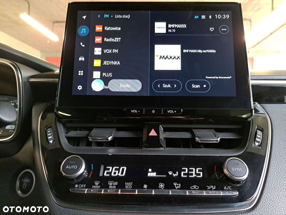 Toyota Corolla 1.8 Hybrid Style - 22
