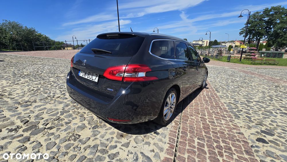 Peugeot 308 - 3
