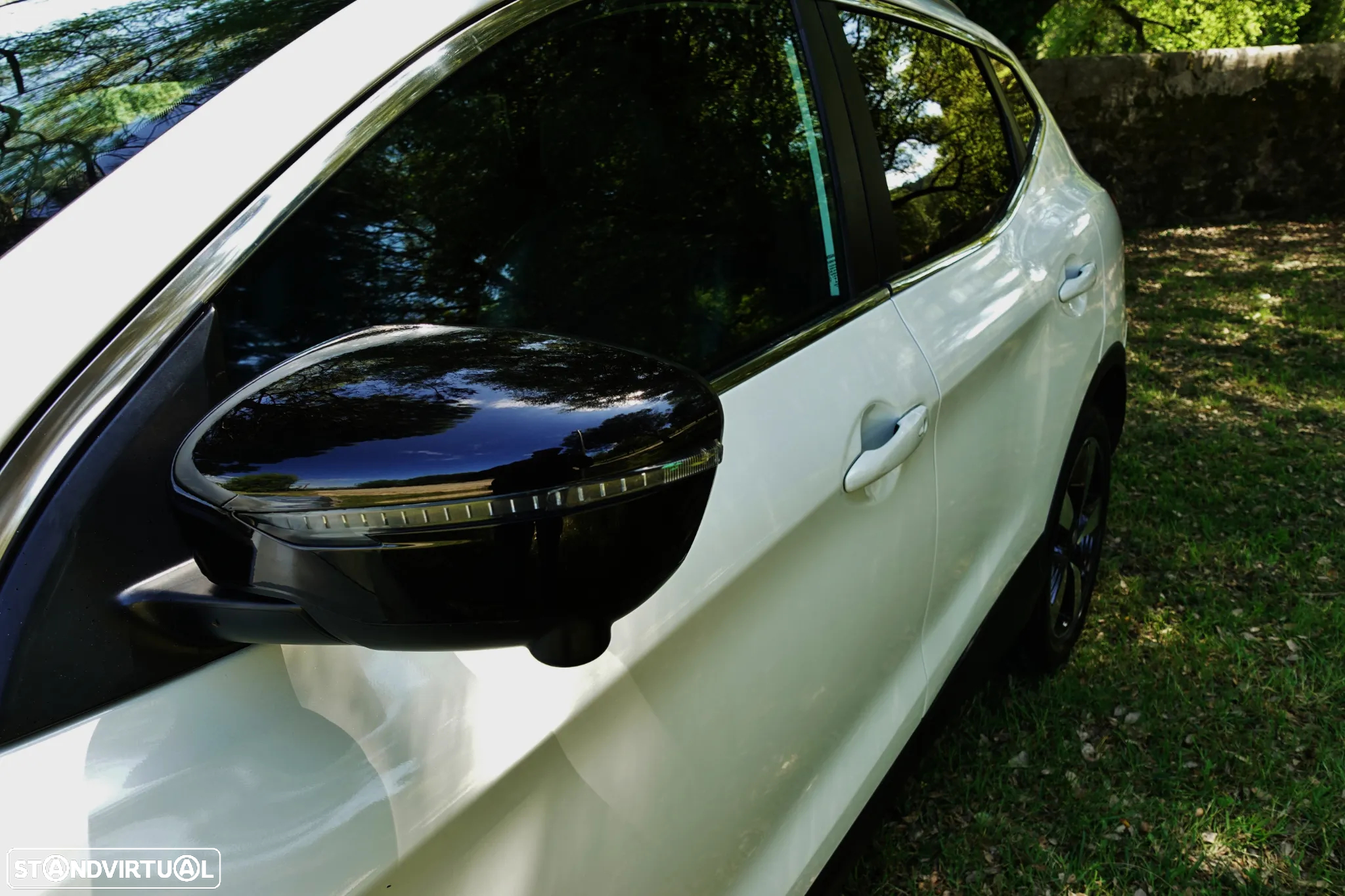Nissan Qashqai 1.6 dCi N-Connecta 18 - 15