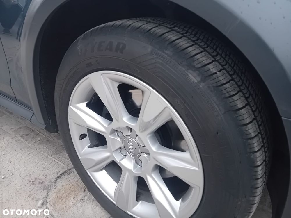 Audi A4 Allroad 2.0 TDI Quattro S tronic - 15