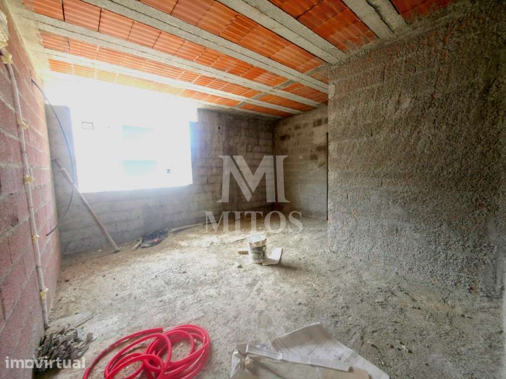 Moradia T3 em construção situada na Correlhã - Ponte de Lima - Grande imagem: 5/25