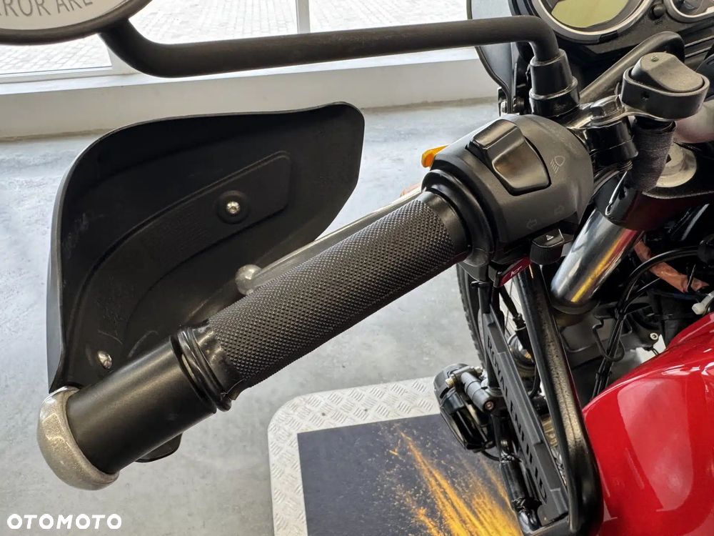 Royal Enfield Himalayan - 29