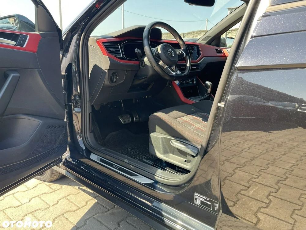 Volkswagen Polo 2.0 TSI GTI DSG - 12