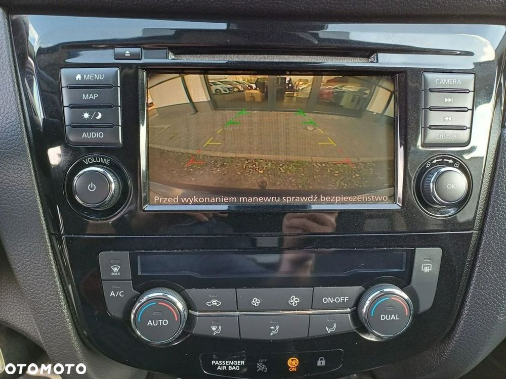 Nissan Qashqai 1.3 DIG-T N-Connecta - 18