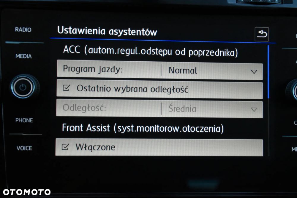 Volkswagen Golf - 34