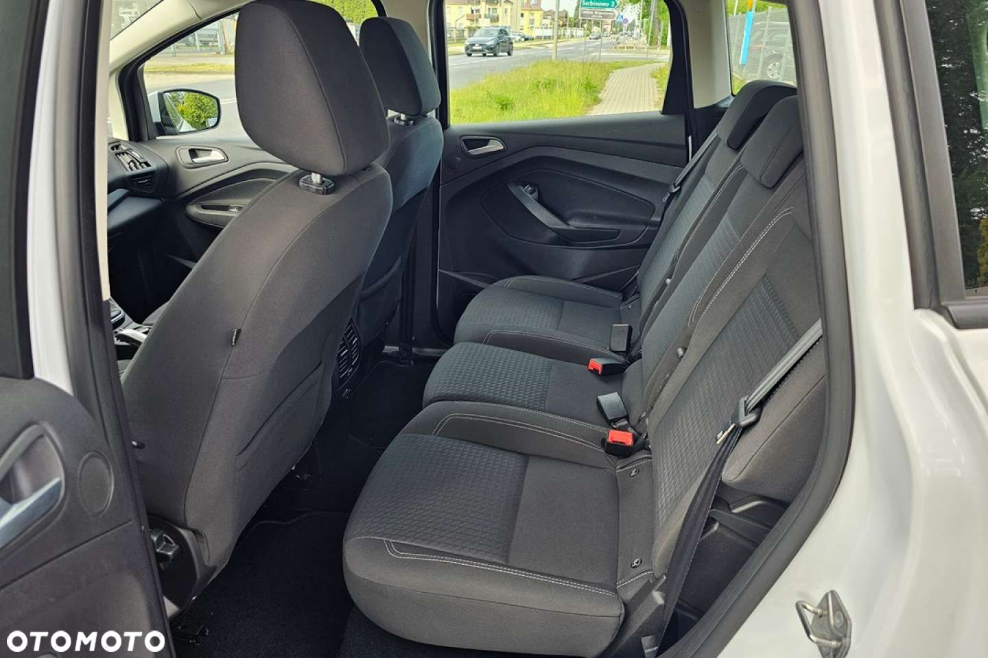 Ford C-MAX - 15