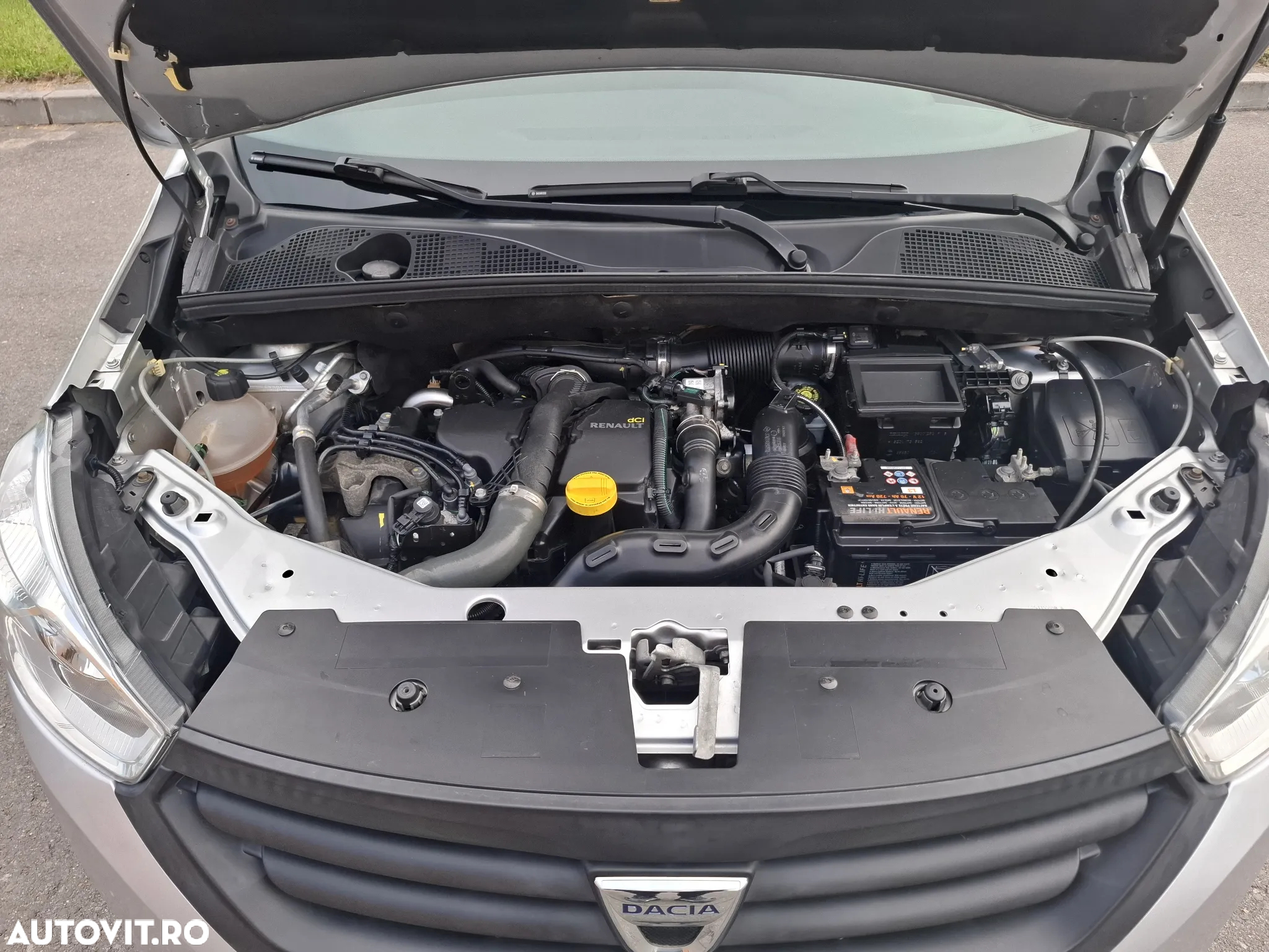 Dacia Dokker 1.5 Laureate - 12