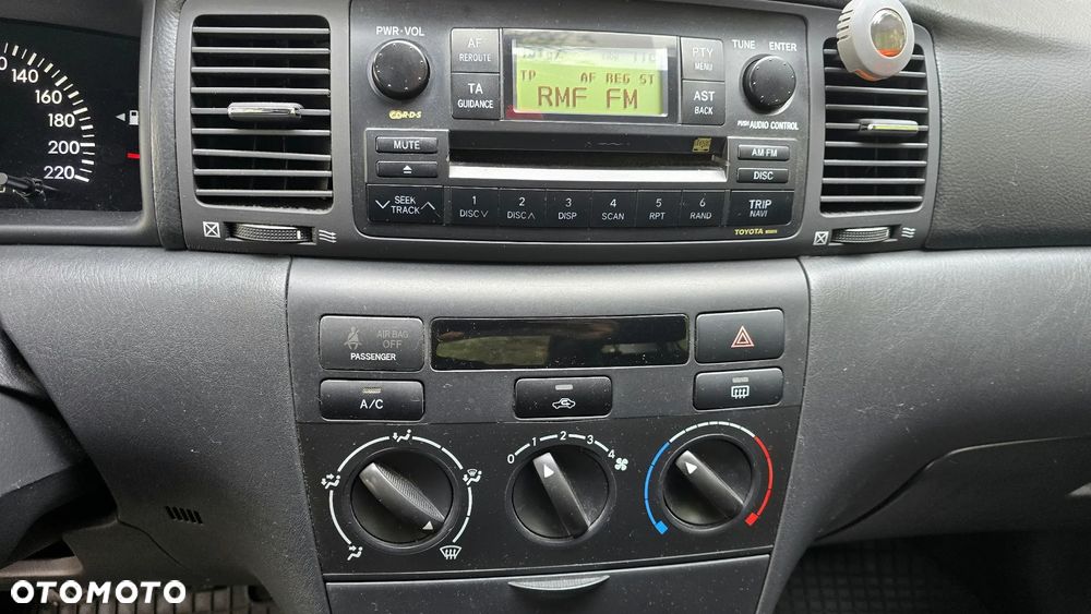 Toyota Corolla 1.6 VVT-i Terra - 18