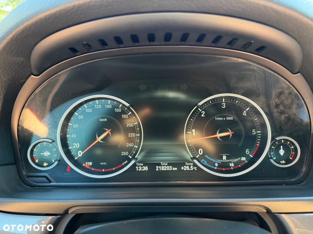 BMW Seria 5 530d Modern Line - 25