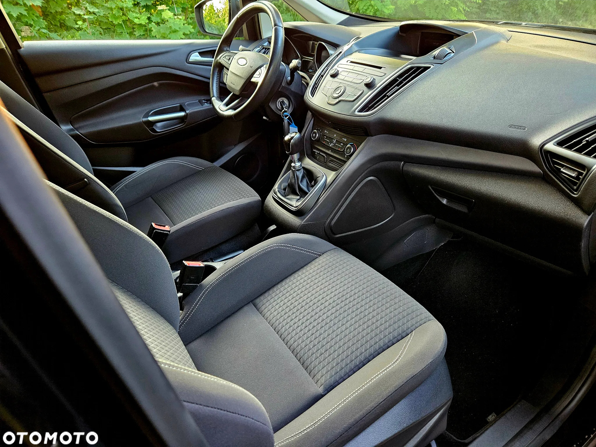 Ford C-MAX - 12