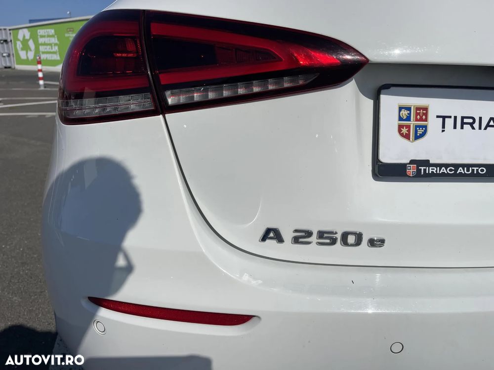 Mercedes-Benz A - 30