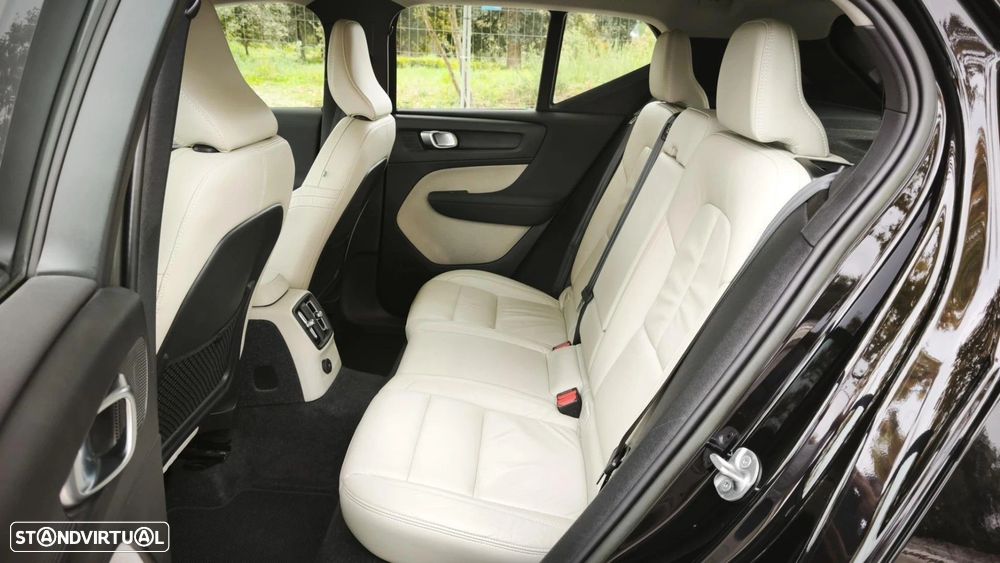 Volvo XC 40 1.5 T4 PHEV Plus Dark - 27