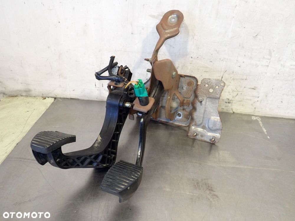 PEDAŁ SPRZĘGŁA HAMULCA CITROEN C4 I COUPE 1.6HDI 9650774380