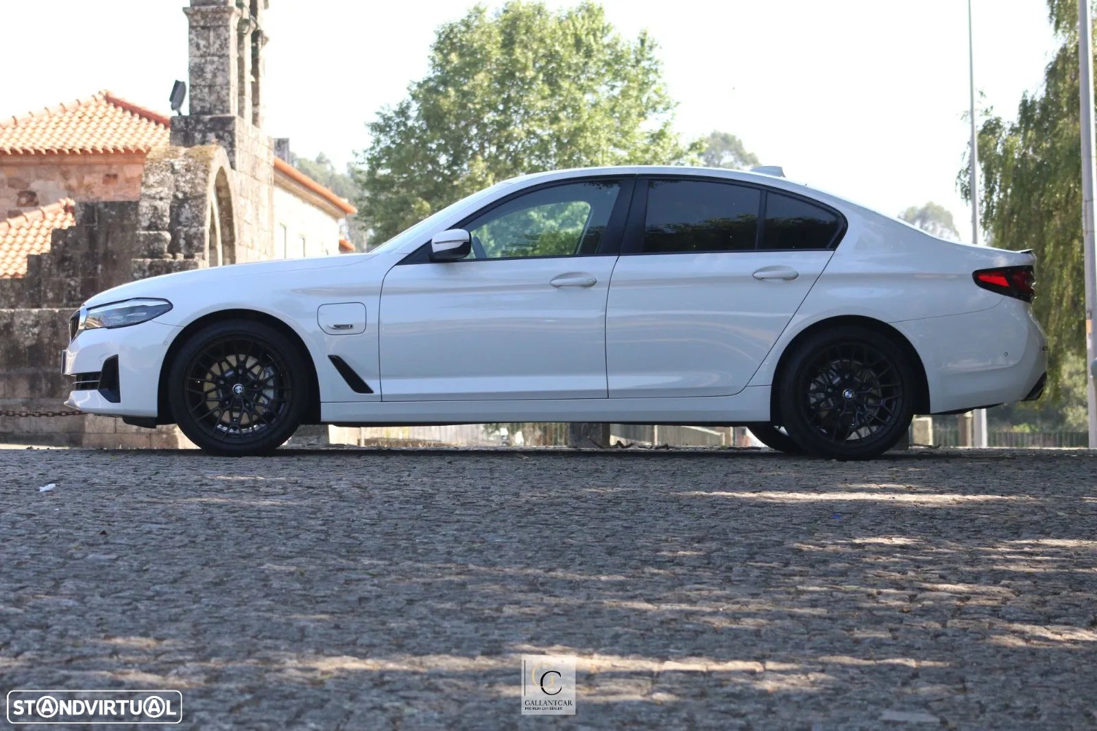 BMW 530 e - 14