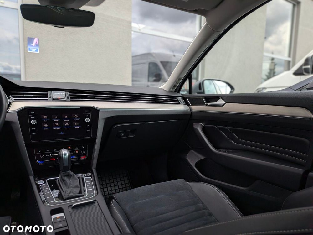 Volkswagen Passat 2.0 TDI Elegance DSG - 15