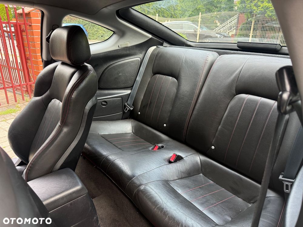 Hyundai Coupe - 12