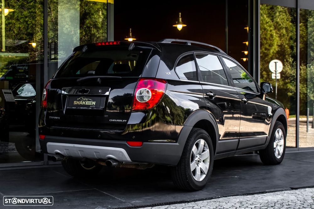 Chevrolet Captiva 2.0 VCDi Seven 7L - 4