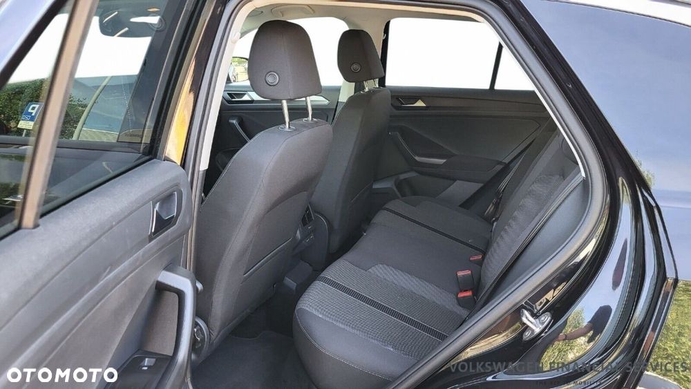 Volkswagen T-Roc - 12