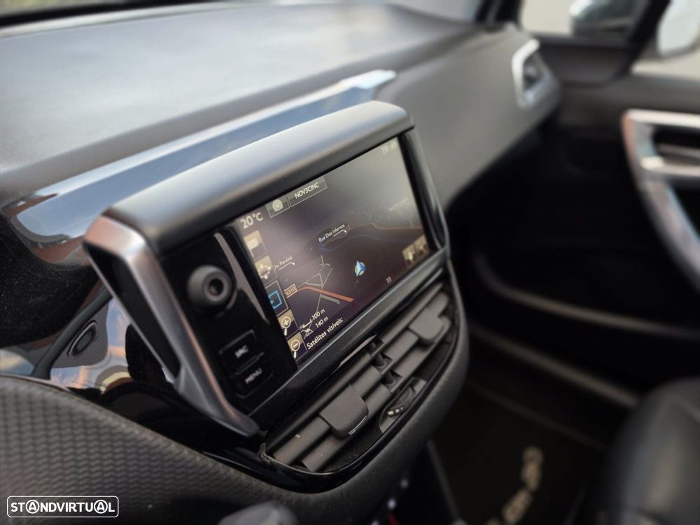 Peugeot 2008 1.6 BlueHDi Crossway - 10