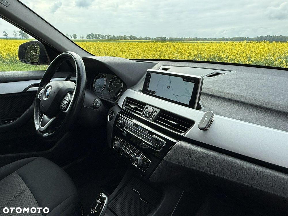 BMW X1 sDrive18i Advantage - 20