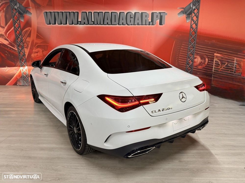 Mercedes-Benz CLA 250 e AMG Line - 3