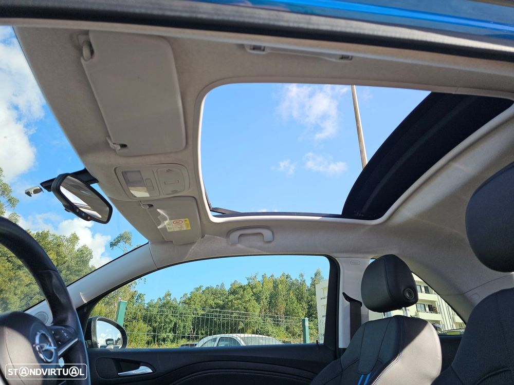 Opel Adam 1.0 T Rocks - 32