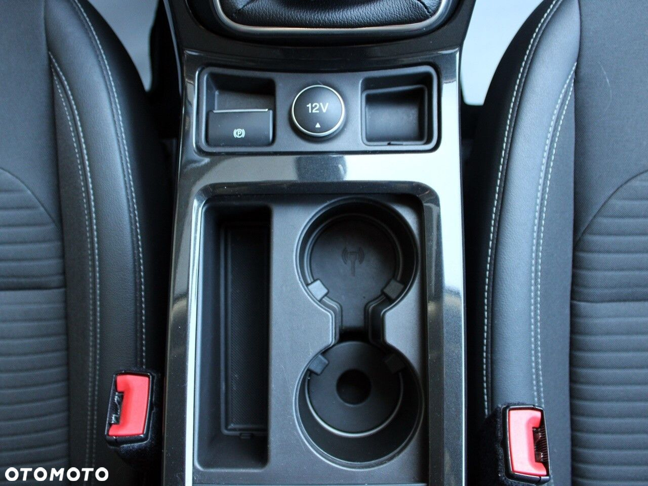 Ford Kuga 1.5 EcoBoost FWD Titanium ASS - 24