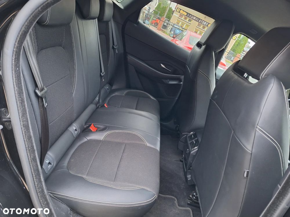 Jaguar E-Pace 2.0 i4D AWD R-Dynamic - 24