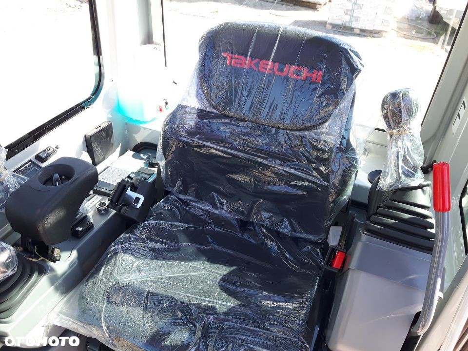 Takeuchi Nowa Japońska Takeuchi TB225 NOWOŚĆ - Minikoparka - 15