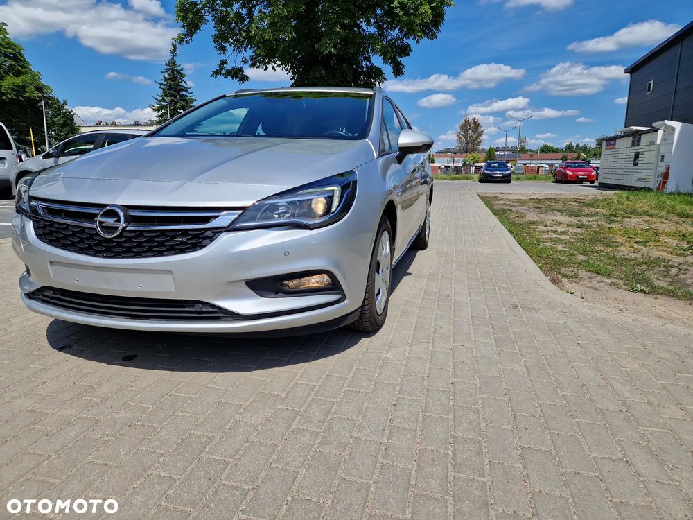 Opel Astra 1.6 D Automatik Start/Stop Edition - 9