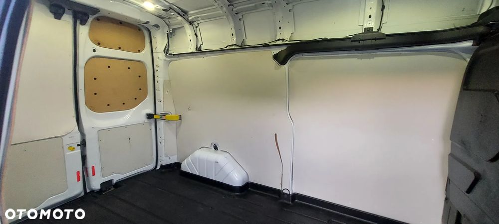 Ford TRANSIT CUSTOM - 25