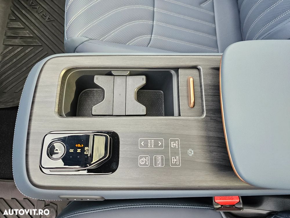 Nissan Ariya 87kWh e-4ORCE Evolve Plus - 16