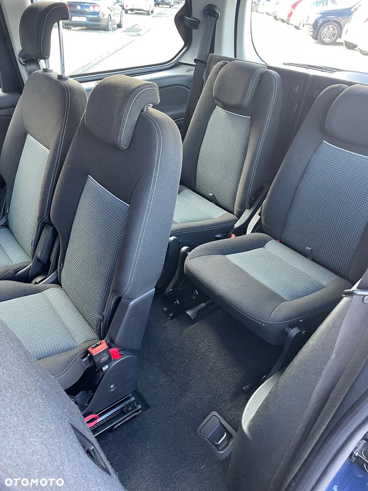 Ford Galaxy 2.0 TDCi Ambiente - 11