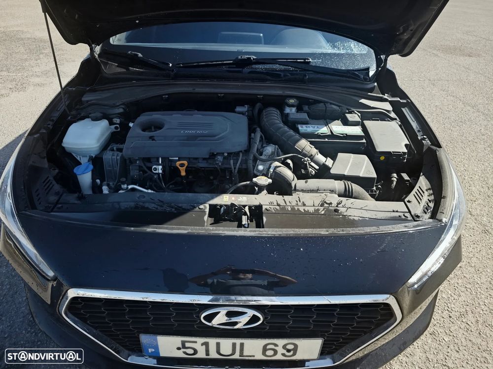 Hyundai i30 SW 1.6 CRDi Blue GO! - 8