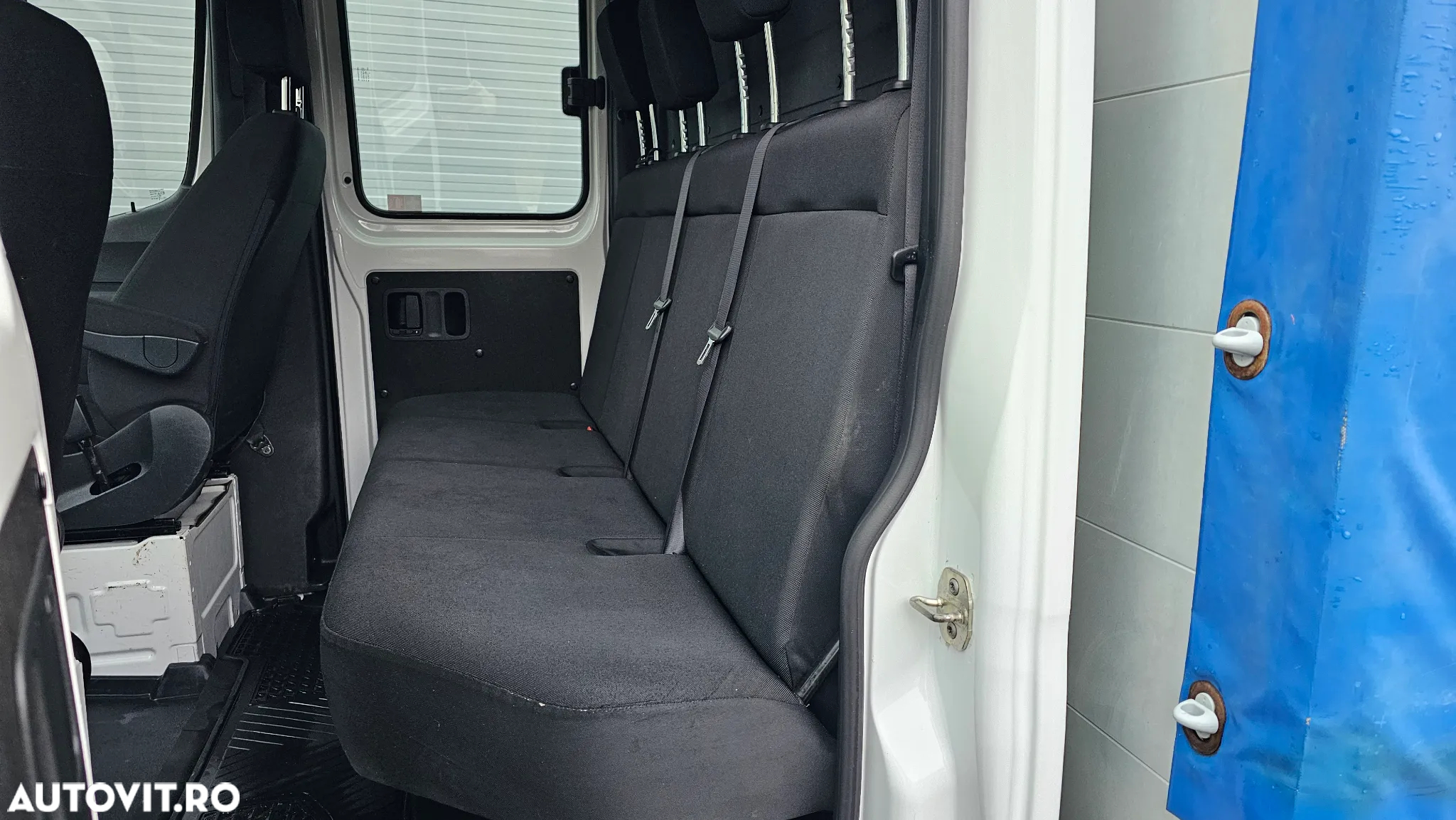Mercedes-Benz Sprinter - 19