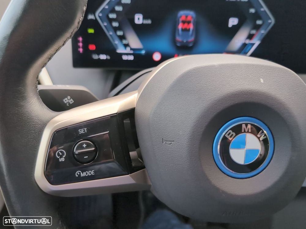 BMW iX M60 - 23