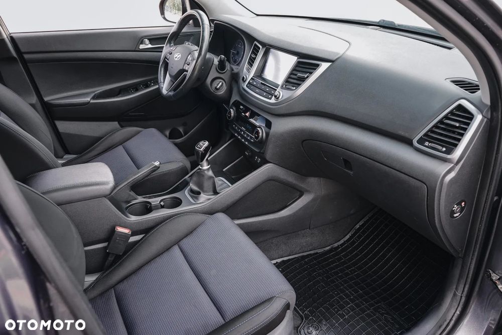 Hyundai Tucson blue 1.7 CRDi 2WD Advantage - 22