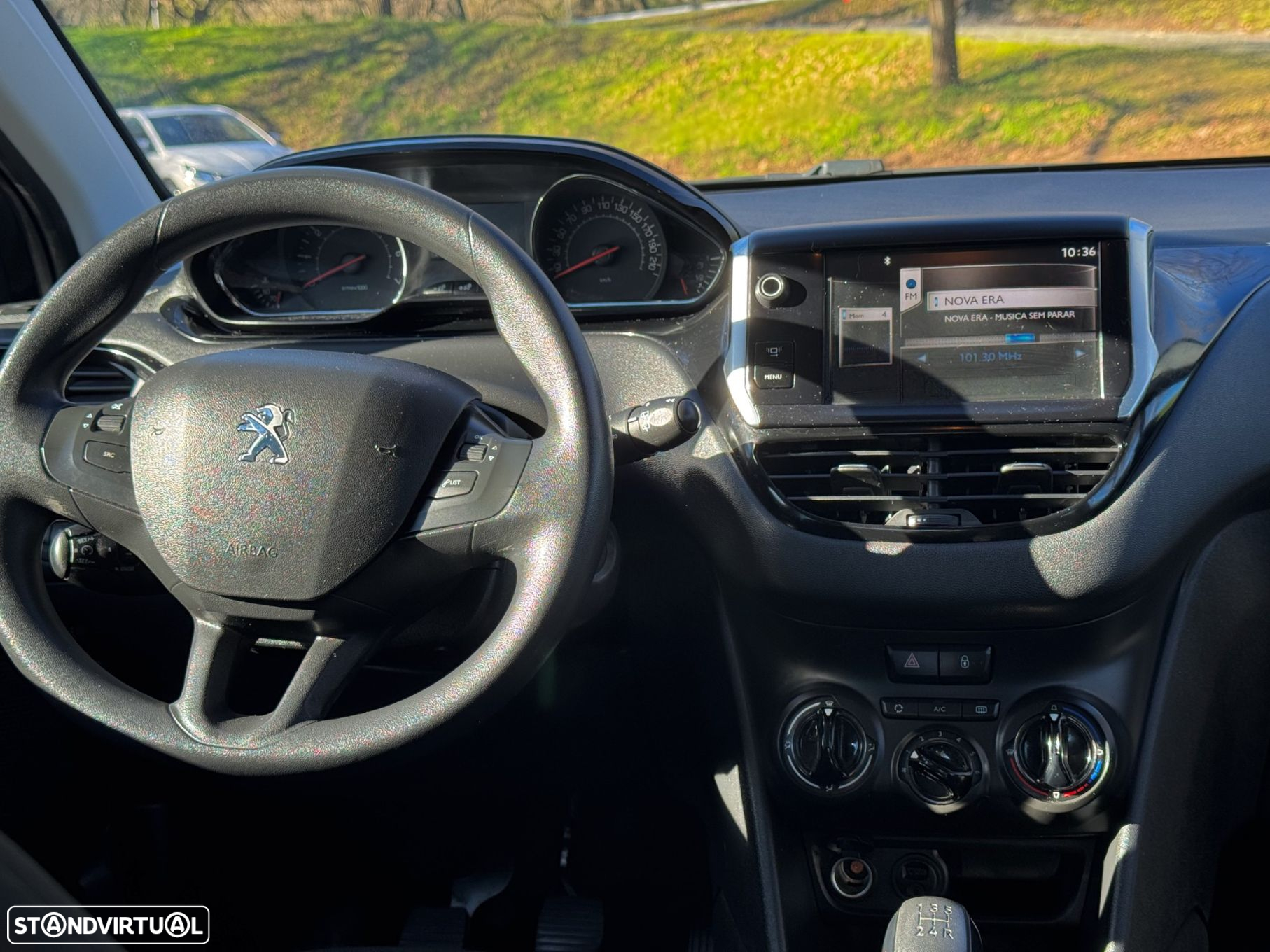 Peugeot 208 1.2 VTi Active - 23