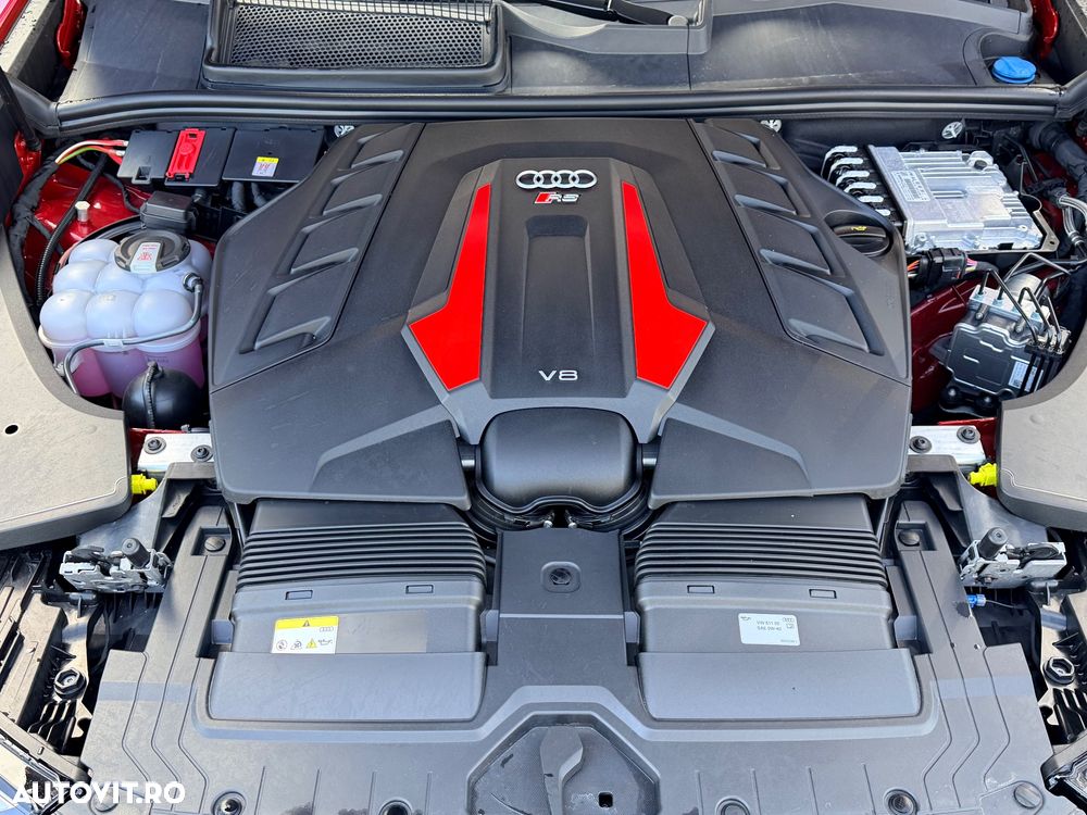 Audi RS Q8 - 8