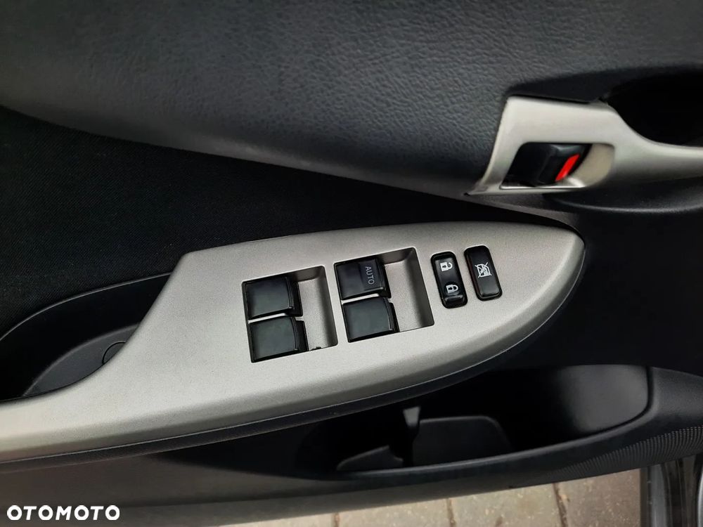 Toyota Corolla 1.6 VVT-i Premium - 14