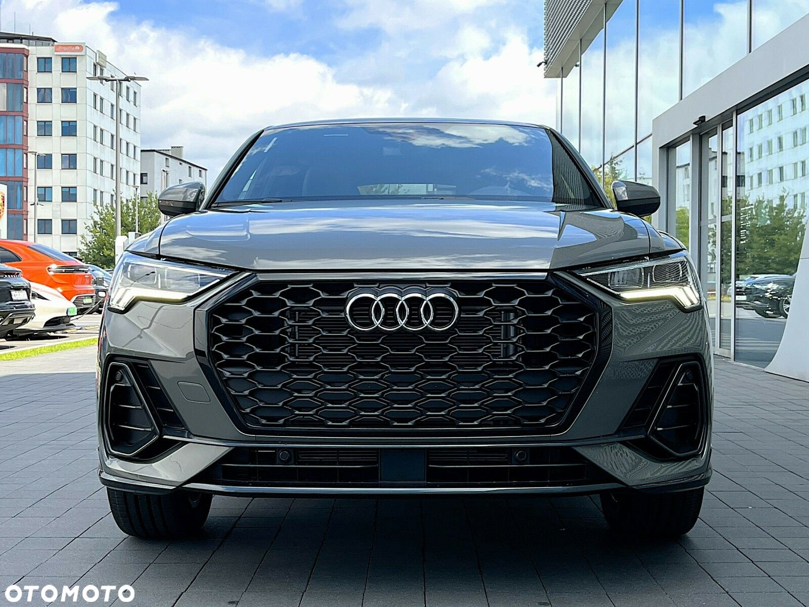Audi Q3 Sportback - 9