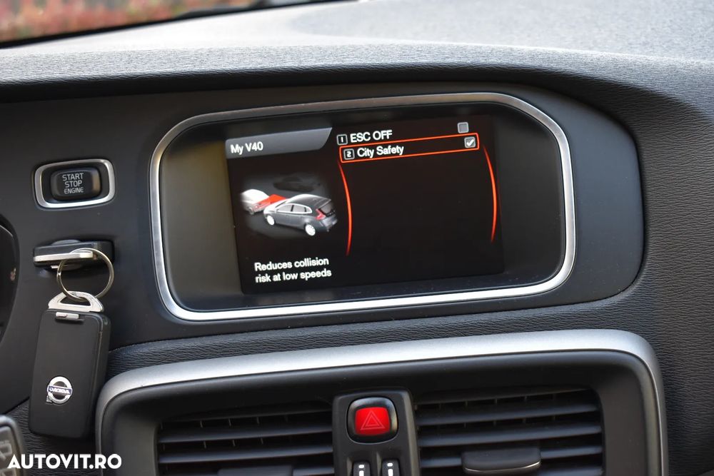 Volvo V40 D2 - 13