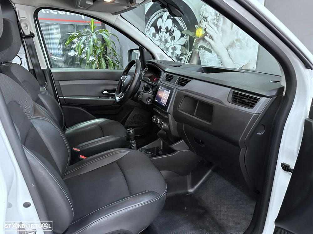 Renault EXPRESS - 13