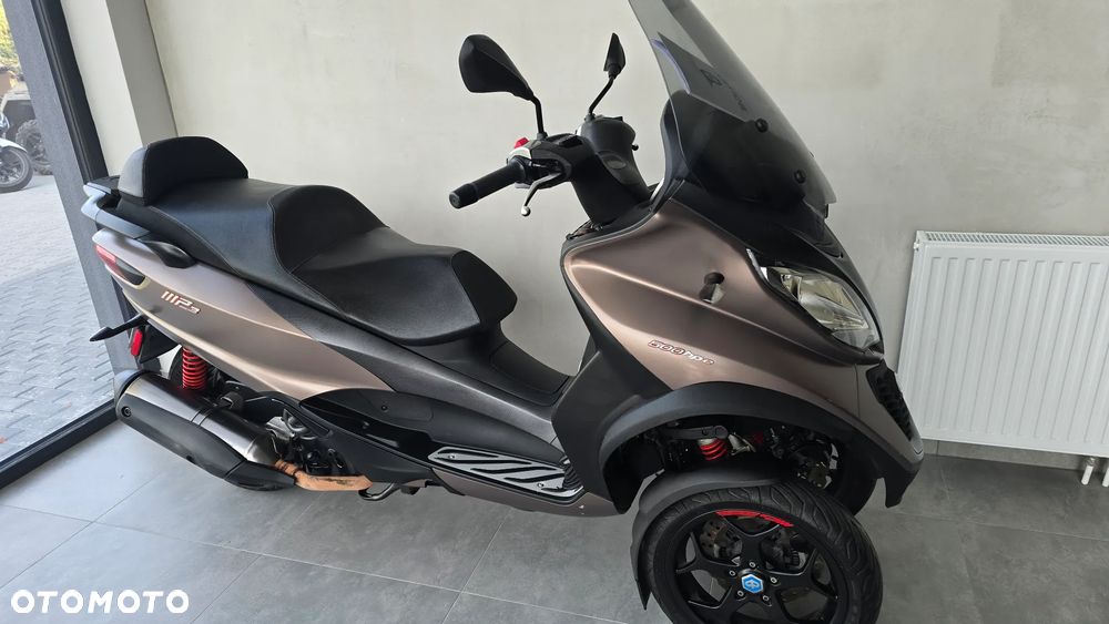 Piaggio MP-3 - 35
